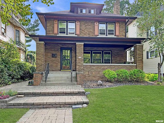 3rd image of 1114 N Parkside Dr