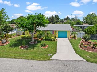 356 Azure Rd, Venice, FL 34293