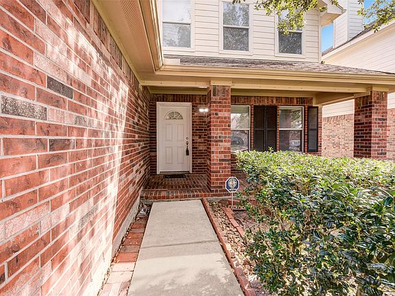 2nd image of 2715 Eros Ln