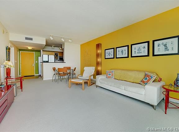 4th image of 325 Biscayne Blvd APT 4218