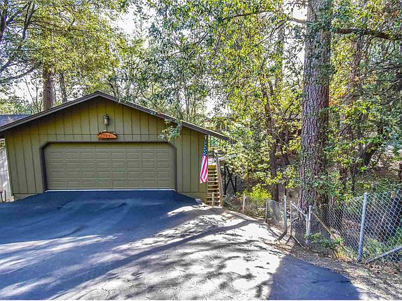 2nd image of 17429 Smokey River Dr