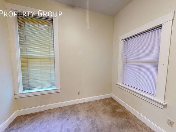 4th image of 30 E Hollister St #1