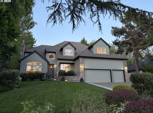 342 NW 84th Pl, Portland, OR 97229