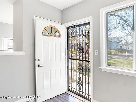 4th image of 126 Brynford Ave