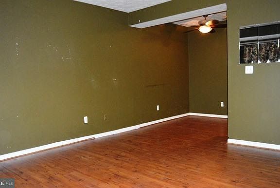 3rd image of 1405 Jay Rd #16