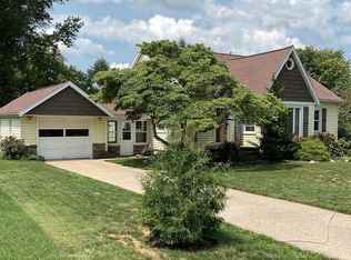 5553 Wilson Ave, Hudsonville, MI 49426