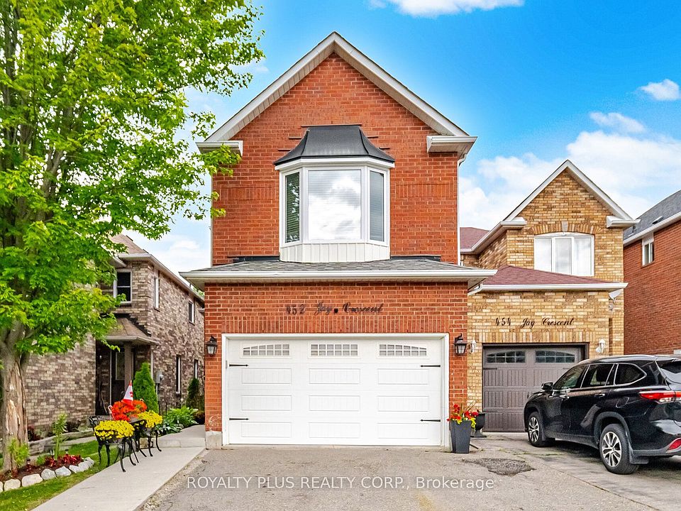 1st image of 452 Jay Cres