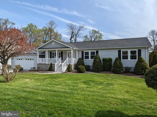 2916B Cub Hill Rd, Parkville, MD 21234