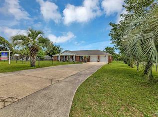 4747 Pine Circle Dr, Molino, FL 32577