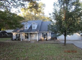 818 Stoddard Dr, Wetumpka, AL 36093