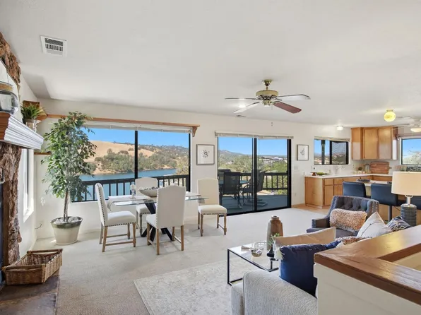 153 Oakhurst Ct, Copperopolis, CA 95228