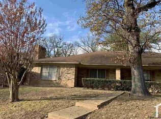 2108 Aberdeen Dr, Tyler, TX 75703