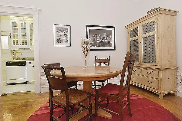 Sold by William Raveis Real Estate | media 9