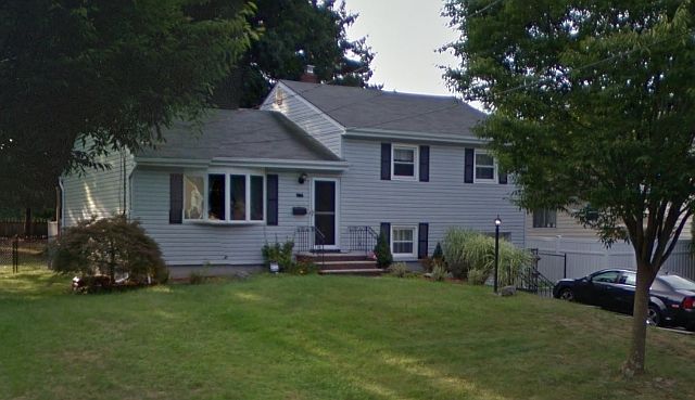 2nd image of 554 Clinton Rd