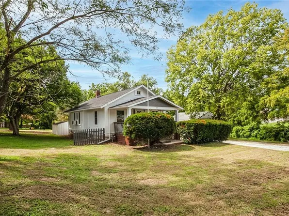 7055 Leavenworth Rd, Kansas City, KS 66109