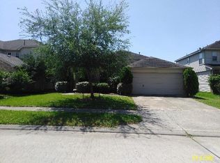 518 Remington Heights Dr, Houston, TX 77073