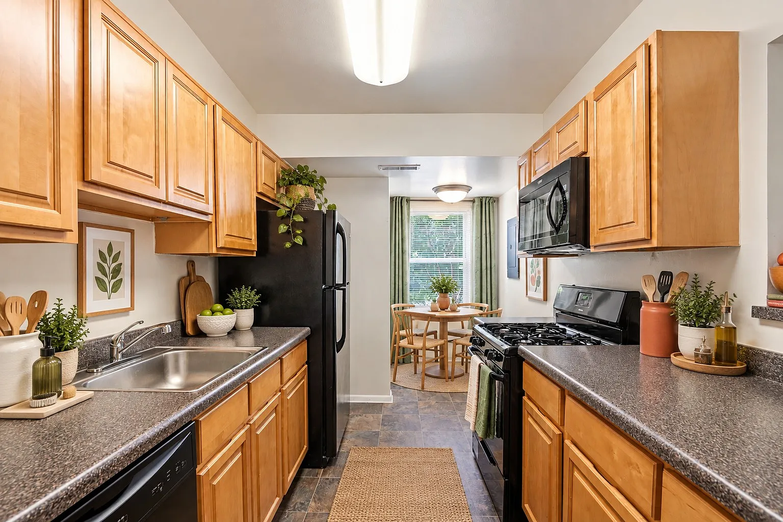 Cedar Gardens and Towers Apartments and Townhomes — Photo 1