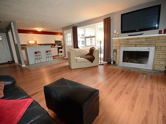 Open concept. New flooring. 