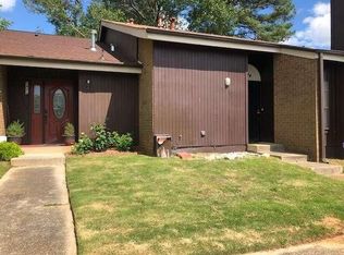 1494 Stoneleigh Way, Stone Mountain, GA 30088