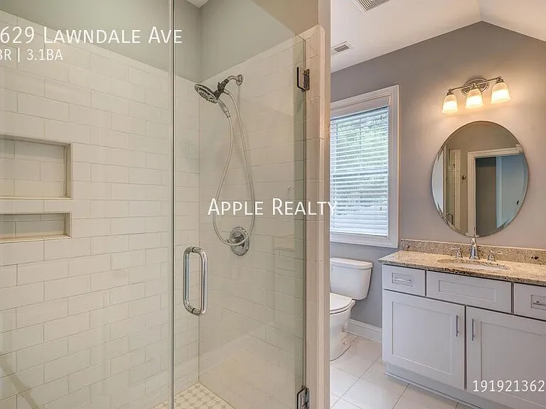 2629 Lawndale Ave — Photo 17
