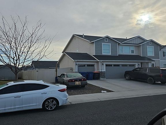 3rd image of 2044 Kodiak St