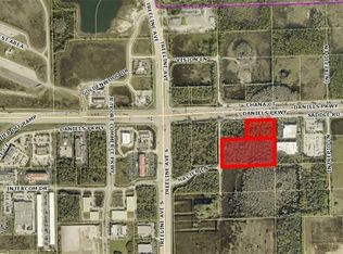 13401 Saddle Rd, Fort Myers, FL 33913