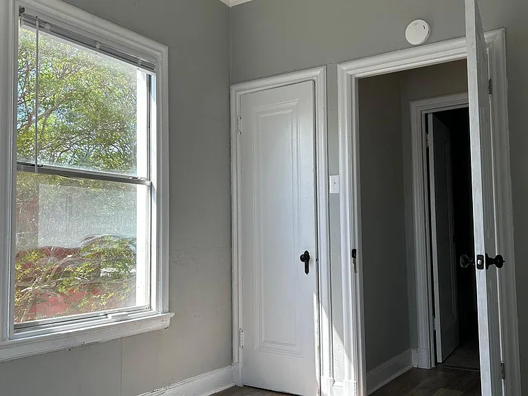 403 W Hollywood Ave #3 — Photo 17