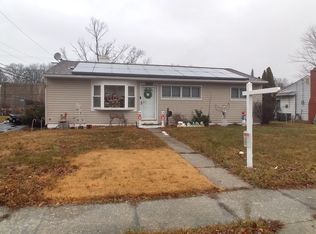 2618 Burridge Rd, Parkville, MD 21234