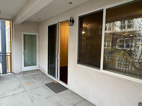 5th image of 809 Auzerais Ave Unit 246