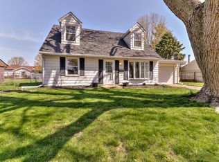 2302 E Vermont Ave, Urbana, IL