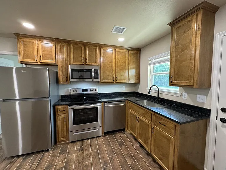 1552 N Heritage Ln — Photo 4