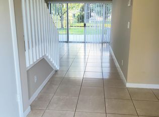 1043 Goldenrod Rd APT B, Wellington, FL 33414