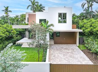114 4th San Marino Ter, Miami Beach, FL 33139