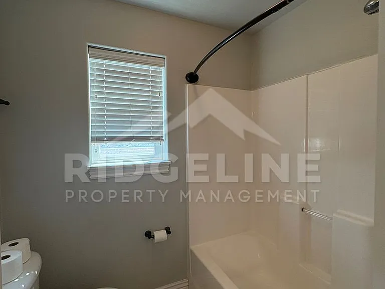 470 Sunflower Rd — Photo 7