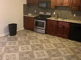 426-428 S 19th St APT 1, Newark, NJ 07103