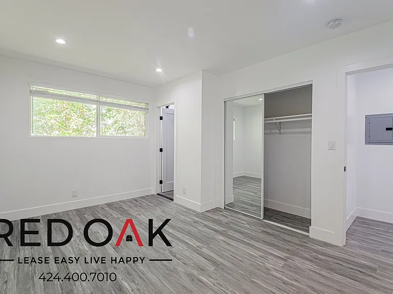 1350 N Fuller Ave #9 — Photo 13
