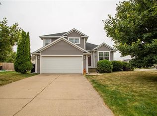 520 SE Melrose Dr, Waukee, IA 50263