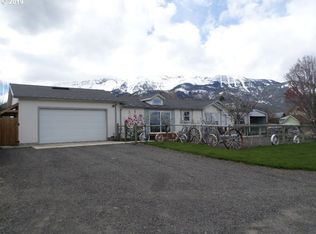 901 S College St, Joseph, OR 97846