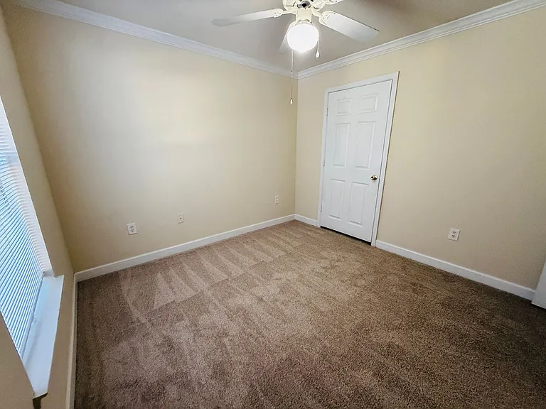 18557 Bridle Club Dr — Photo 28