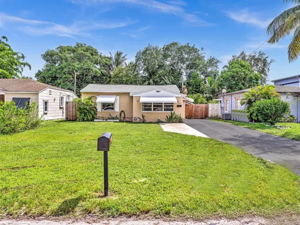 308 SW 10th Street, Fort Lauderdale, FL 33315