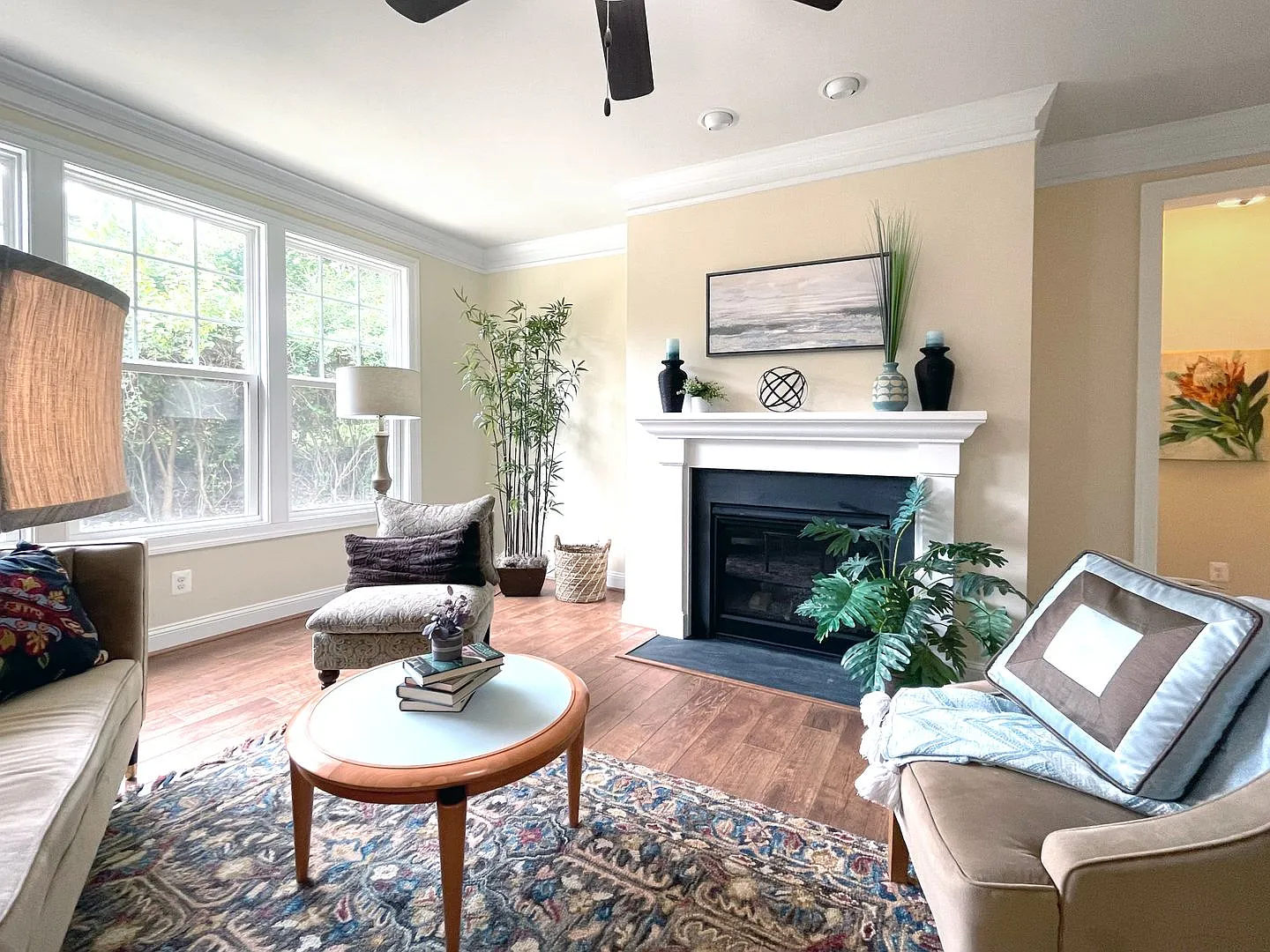 1287 Penfield Lane - Single Level Floorplan! — Photo 4