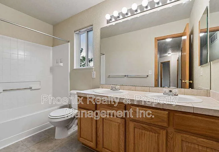 678 Mathews Cir — Photo 12