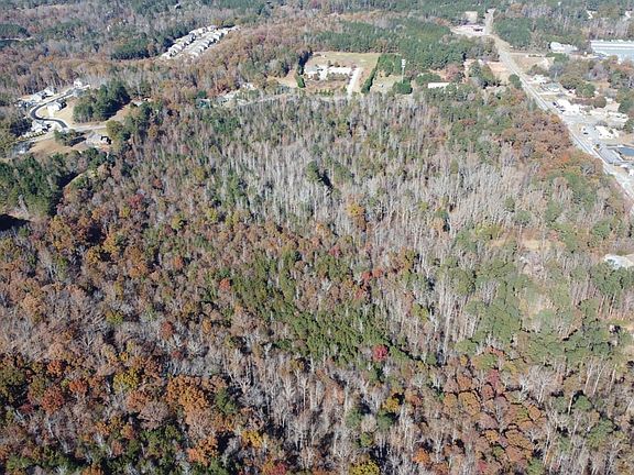 5th image of 670 Mountain Rd