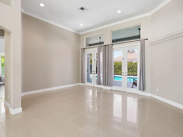 21653 Marigot Dr — Photo 8
