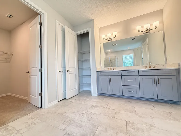 1352 Arklow Cir — Photo 10