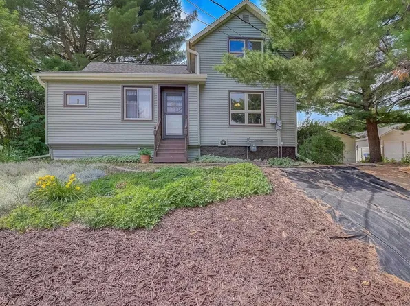 410 Folsom Street, Columbus, WI 53925