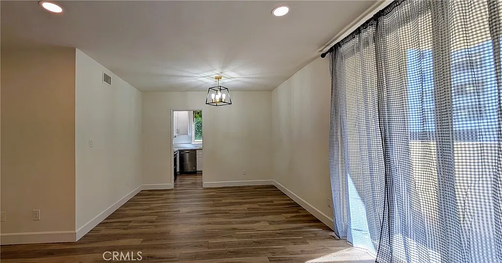 1300 Midvale Ave — Photo 4