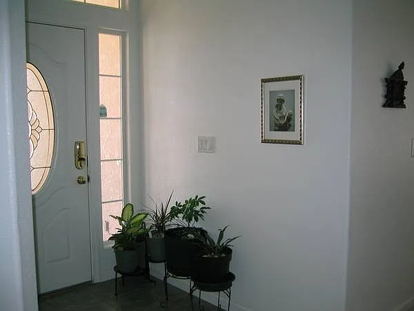 1862 Bedford Dr — Photo 8