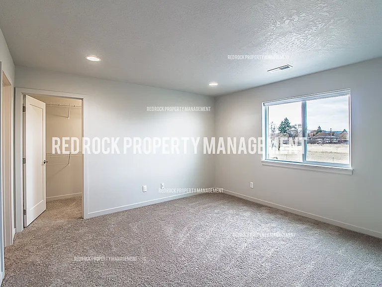 319 S Woodlawn Ln #1 — Photo 5