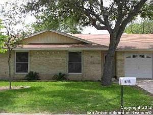 3rd image of 8239 Joe Dimaggio St